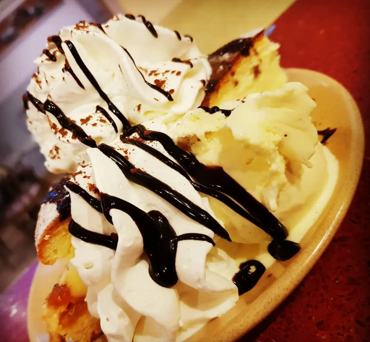 Tort bezowy w Cafe Bagatela